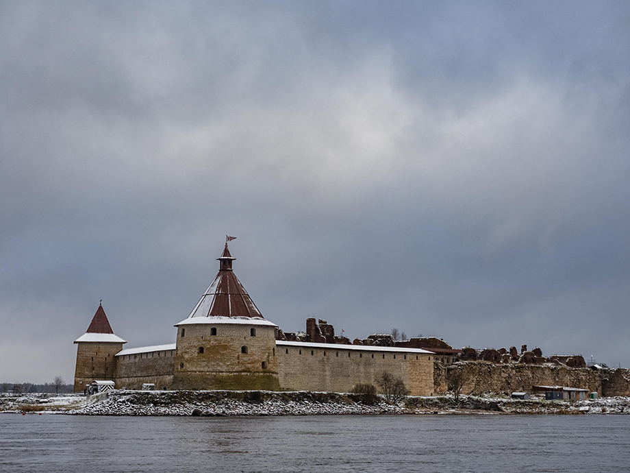 Крепость орешек фото внутри