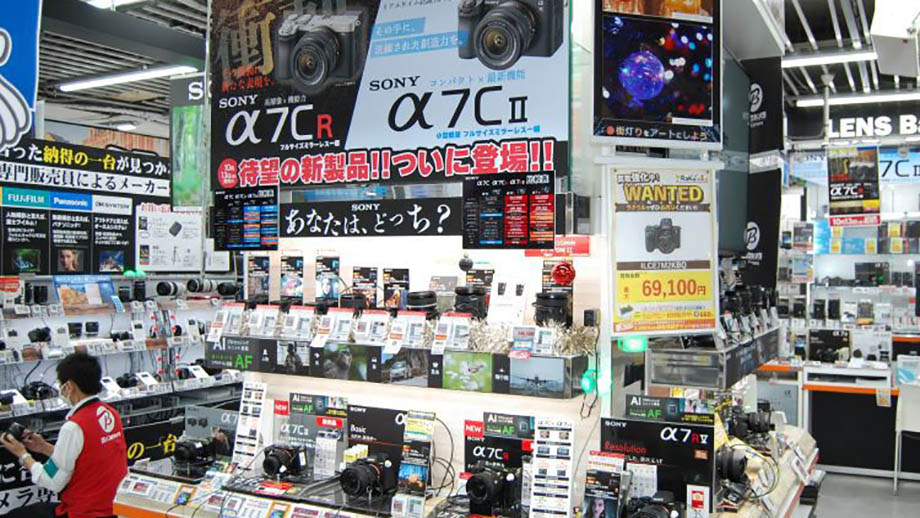Японский магазин фотоаппаратов Bic Camera об изменении трендов