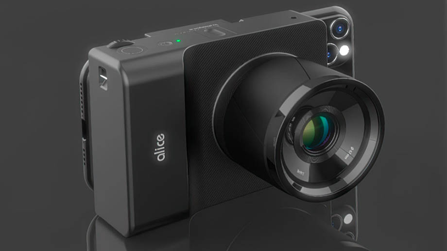 Британская компания Alice разработала MFT-камеру с креплением для смартфона