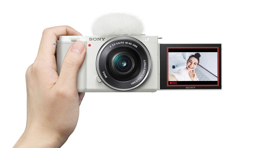 Sony ZV-E10 – лидер по предзаказам среди всех беззеркальных камер компании