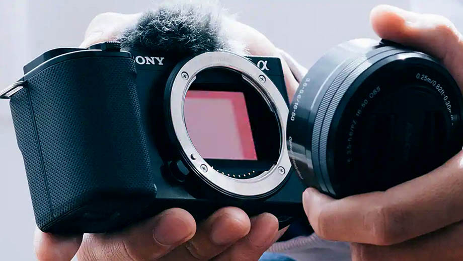 Sony готовит полнокадровую влогерскую камеру ZV-FE100?
